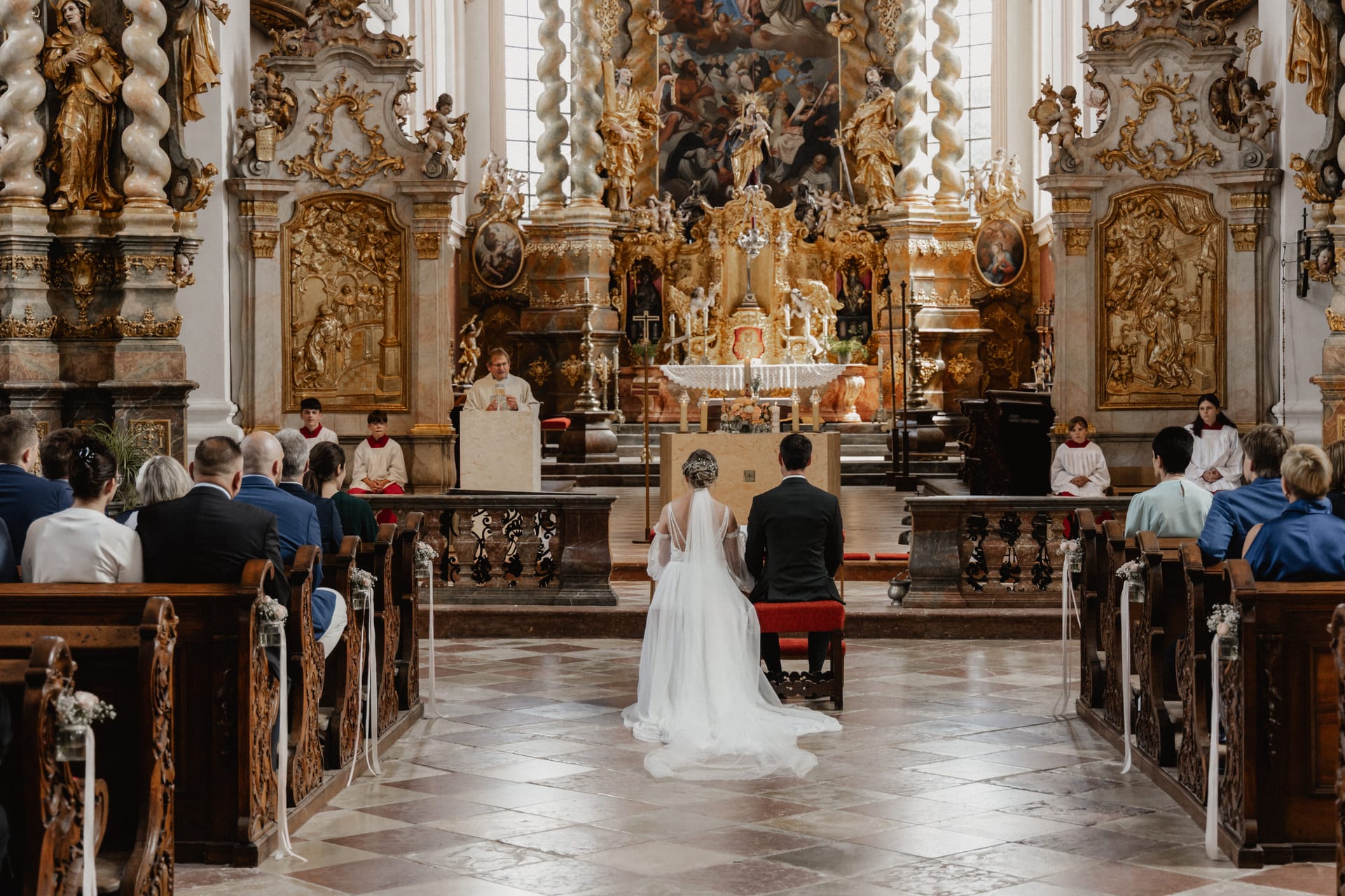 Kirchliche Hochzeit fotografiert vom Hochzeitsfotograf Passau Kirchliche Hochzeit fotografiert vom Hochzeitsfotograf Passau